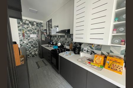 Apartamento para alugar com 56m², 2 quartos e 1 vaga Apartamento para alugar com 56m², 2 quartos e 1 vagaCozinha e Área de Serviço