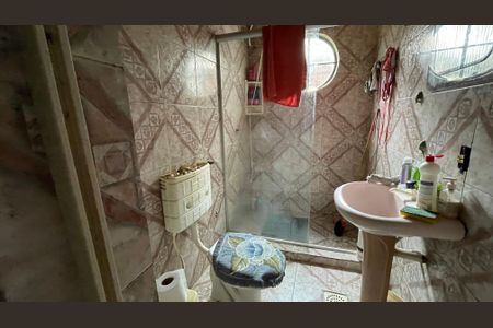 Banheiro de casa à venda com 2 quartos, 100m² em Vila Isabel, Rio de Janeiro