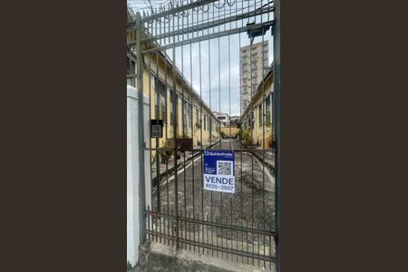 Casa à venda com 100m², 2 quartos e sem vagaPlaquinha