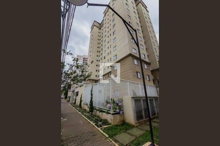 Apartamento para alugar com 55m², 2 quartos e 1 vaga Apartamento para alugar com 55m², 2 quartos e 1 vagaFachada