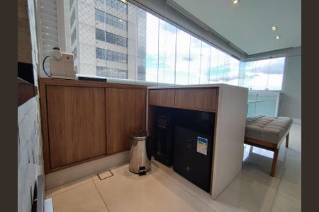 Apartamento à venda com 74m², 2 quartos e 2 vagasVaranda gourmet