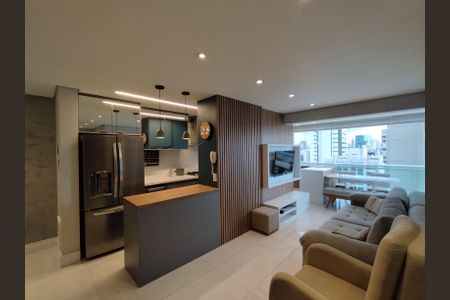 Apartamento à venda com 74m², 2 quartos e 2 vagasSala 