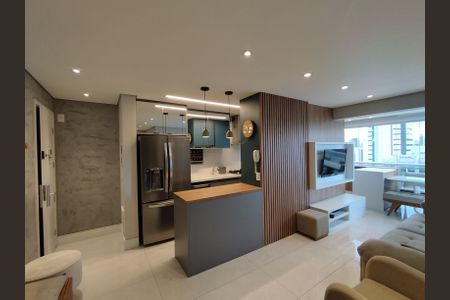 Apartamento à venda com 74m², 2 quartos e 2 vagasSala 