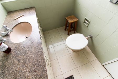 Apartamento à venda com 110m², 3 quartos e 1 vaga Apartamento à venda com 110m², 3 quartos e 1 vagaBanheiro da Suíte