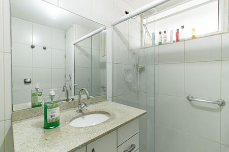 Apartamento à venda com 110m², 3 quartos e 1 vaga Apartamento à venda com 110m², 3 quartos e 1 vagaBanheiro