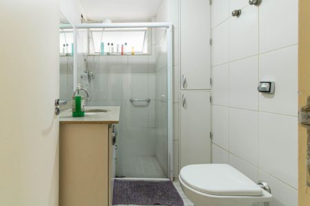 Banheiro de apartamento à venda com 3 quartos, 110m² em Perdizes, São Paulo