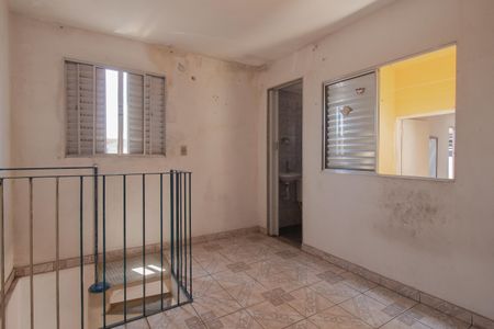 Quarto de casa para alugar com 1 quarto, 40m² em Aliança, Mauá