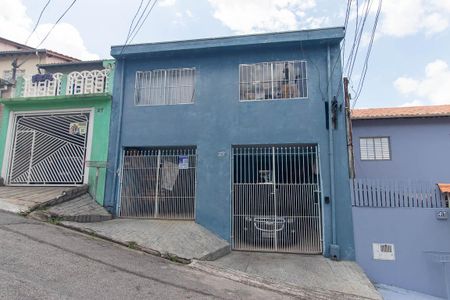 Casa à venda com 127m², 3 quartos e 2 vagasFachada