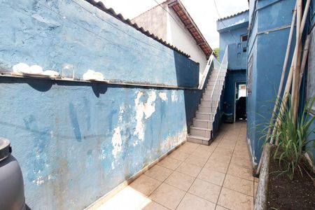 Casa à venda com 127m², 3 quartos e 2 vagasCorredor externo