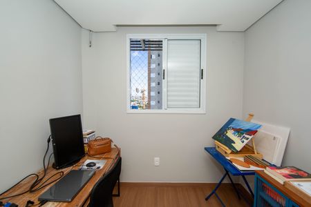 Apartamento à venda com 75m², 3 quartos e 2 vagasQUARTO3