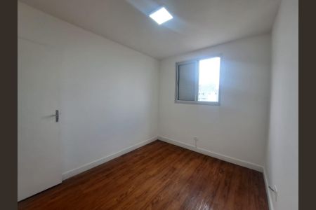 Quarto 1 de apartamento para alugar com 2 quartos, 62m² em Vila Yara, Osasco