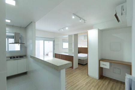 Sala  de apartamento para alugar com 1 quarto, 77m² em Jardim Portal da Colina, Sorocaba