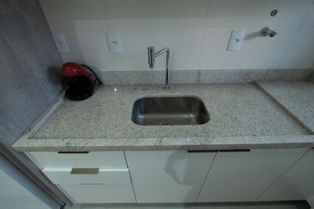 Apartamento para alugar com 77m², 1 quarto e 2 vagas Apartamento para alugar com 77m², 1 quarto e 2 vagasCozinha