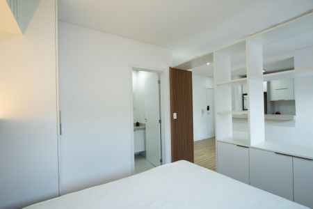 Apartamento para alugar com 77m², 1 quarto e 2 vagas Apartamento para alugar com 77m², 1 quarto e 2 vagasQuarto