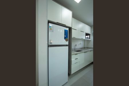 Apartamento para alugar com 77m², 1 quarto e 2 vagas Apartamento para alugar com 77m², 1 quarto e 2 vagasCozinha