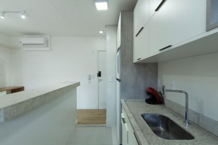 Apartamento para alugar com 77m², 1 quarto e 2 vagas Apartamento para alugar com 77m², 1 quarto e 2 vagasCozinha