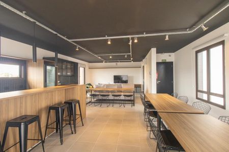 Apartamento para alugar com 34m², 2 quartos e sem vagaÁrea comum - Salão de festas