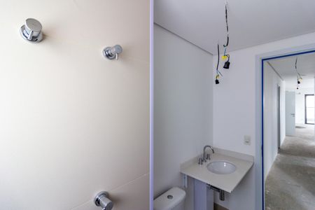 Apartamento à venda com 195m², 2 quartos e 3 vagasBanheiro