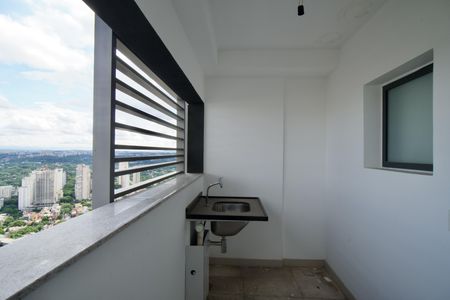 Apartamento à venda com 195m², 3 quartos e 3 vagas Apartamento à venda com 195m², 3 quartos e 3 vagasÁrea de Serviço
