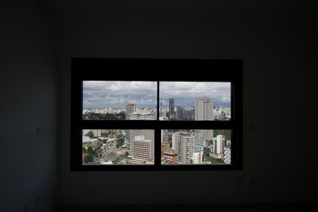 Apartamento à venda com 195m², 3 quartos e 3 vagas Apartamento à venda com 195m², 3 quartos e 3 vagasVista da Suíte 1