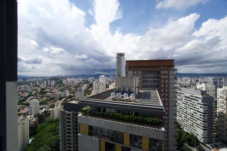 Apartamento à venda com 195m², 3 quartos e 3 vagas Apartamento à venda com 195m², 3 quartos e 3 vagasVista da Suíte 2