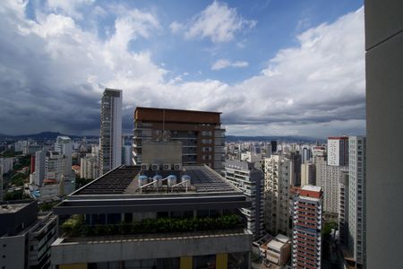Apartamento à venda com 195m², 3 quartos e 3 vagas Apartamento à venda com 195m², 3 quartos e 3 vagasVista da Sacada Suíte 3