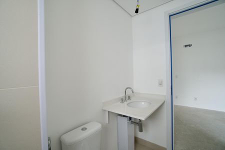 Apartamento à venda com 195m², 3 quartos e 3 vagas Apartamento à venda com 195m², 3 quartos e 3 vagasBanheiro da Suíte 3