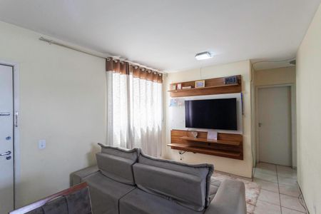 Sala de apartamento para alugar com 3 quartos, 58m² em Arpoador, Contagem