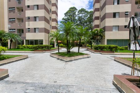 Apartamento para alugar com 60m², 2 quartos e 1 vagaÁrea comum 