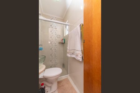 Casa à venda com 100m², 2 quartos e 3 vagasBanheiro da Suíte 1