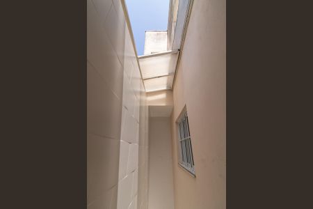 Casa à venda com 100m², 2 quartos e 3 vagasTeto pode abrir e fechar