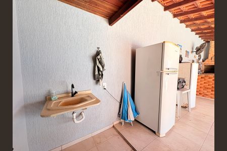 Casa à venda com 500m², 3 quartos e 5 vagasBanheiro Externo