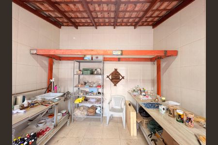 Casa à venda com 500m², 3 quartos e 5 vagasDepósito