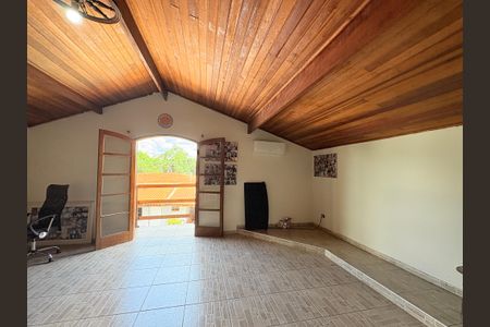 Casa à venda com 500m², 3 quartos e 5 vagasPiso superior