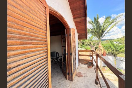 Casa à venda com 500m², 3 quartos e 5 vagasPiso superior - Varanda