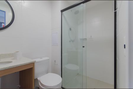 Banheiro de kitnet/studio para alugar com 1 quarto, 24m² em Vila Mariana, São Paulo