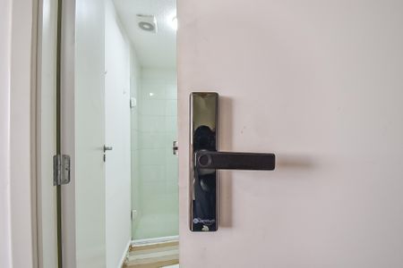 Apartamento à venda com 33m², 2 quartos e 1 vaga Apartamento à venda com 33m², 2 quartos e 1 vagaFechadura digital