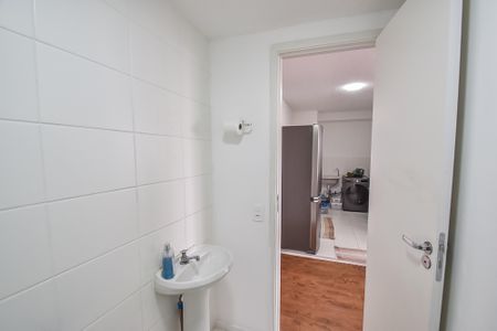 Apartamento à venda com 33m², 2 quartos e 1 vaga Apartamento à venda com 33m², 2 quartos e 1 vagaBanheiro