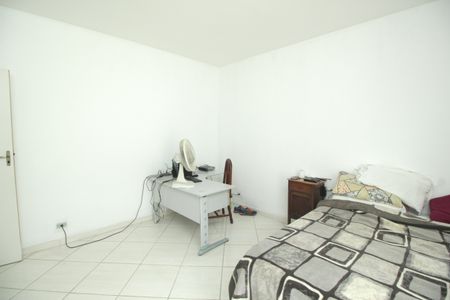 Casa à venda com 144m², 4 quartos e 2 vagasQuarto 2