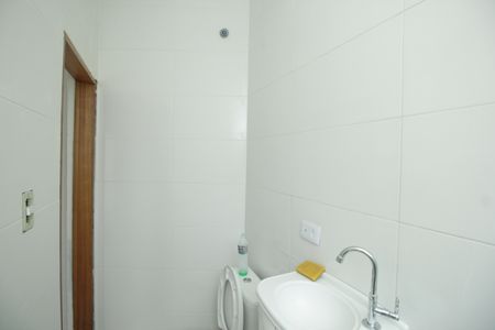 Casa à venda com 144m², 4 quartos e 2 vagasBanheiro da Suíte 2