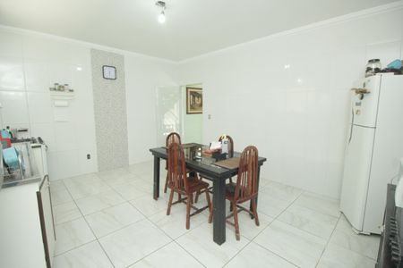 Casa à venda com 144m², 4 quartos e 2 vagasCozinha