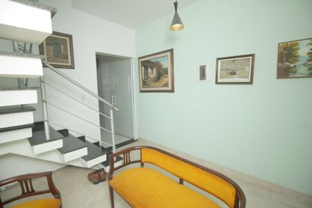 Sala de casa à venda com 4 quartos, 144m² em Vila Humaita, Santo André