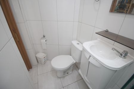 Casa à venda com 144m², 4 quartos e 2 vagasBanheiro da Suíte 1