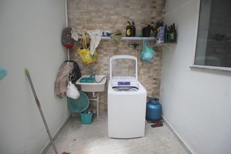 Casa à venda com 144m², 4 quartos e 2 vagasÁrea de Serviço