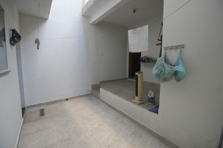 Casa à venda com 144m², 4 quartos e 2 vagasÁrea de Serviço