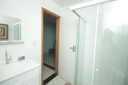 Casa à venda com 144m², 4 quartos e 2 vagasBanheiro 2