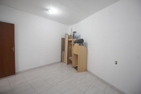 Casa à venda com 144m², 4 quartos e 2 vagasSuíte 1