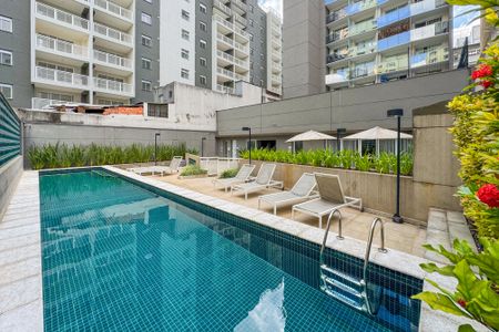 Studio para alugar com 37m², 1 quarto e sem vagaPiscina