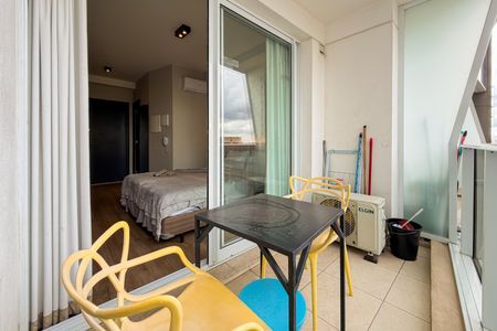 Studio para alugar com 37m², 1 quarto e sem vagaVaranda