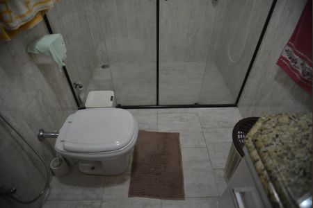 Casa à venda com 250m², 2 quartos e 2 vagasBanheiro da Suíte 1